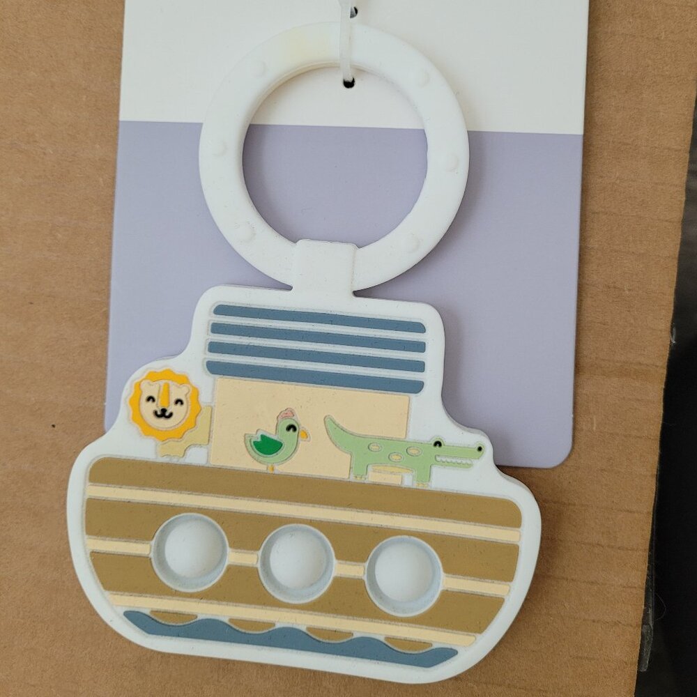 NWT 🦁🐊🐦 Reece Studio BPA Free 0+ Months Teether For Baby Noah's Ark Animals